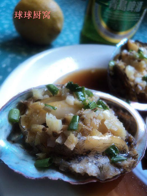 正宗的黄焖鸡做法:传承美味,揭秘经典